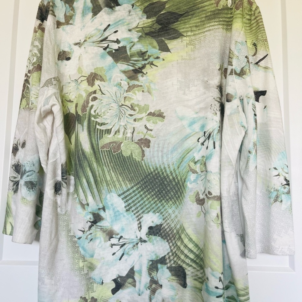 EUC‎ Chico's Green, White & Turquoise Graphic 3/4 Sleeve Fine Gauge Sweater, XL - Picture 11 of 14